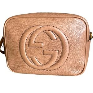 GUCCI Pebbled Calfskin Soho Disco Bag in Beige